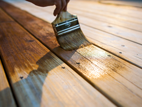 What is the Difference Between Stain and Stain & Varnish?